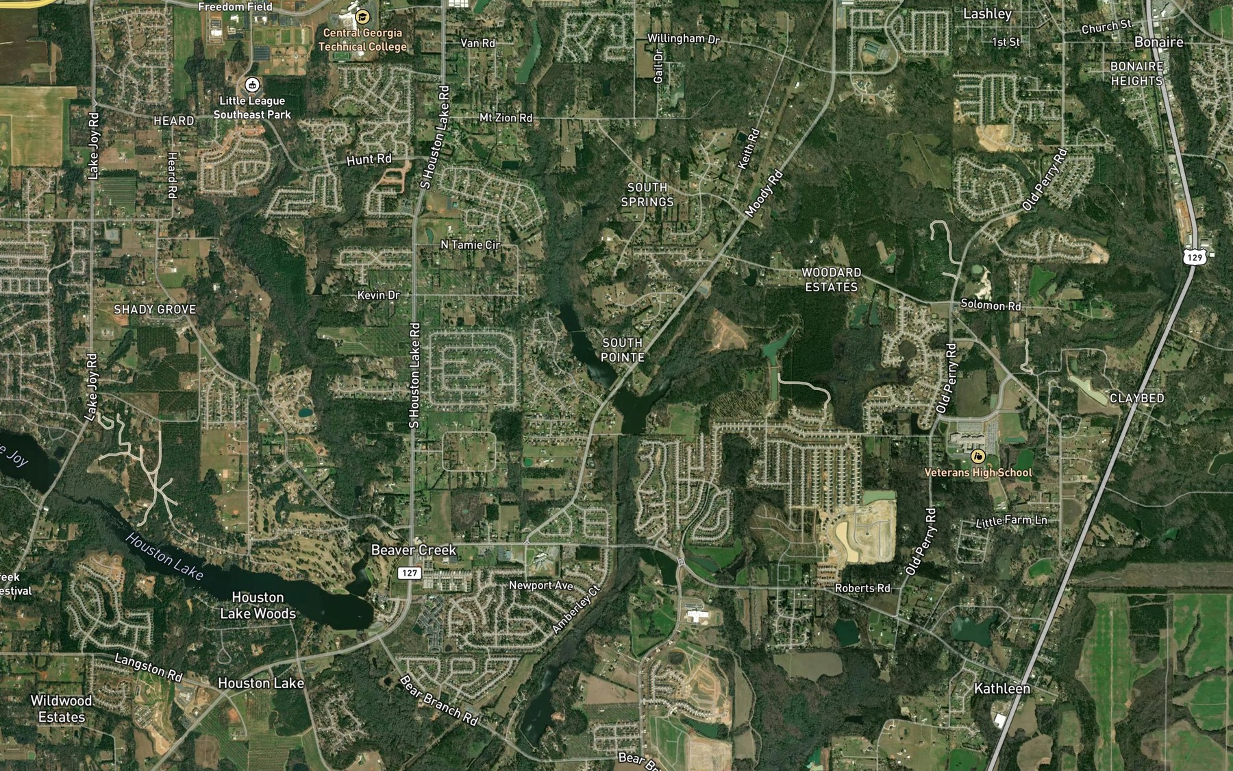 Satellite map of the Smith Lake
