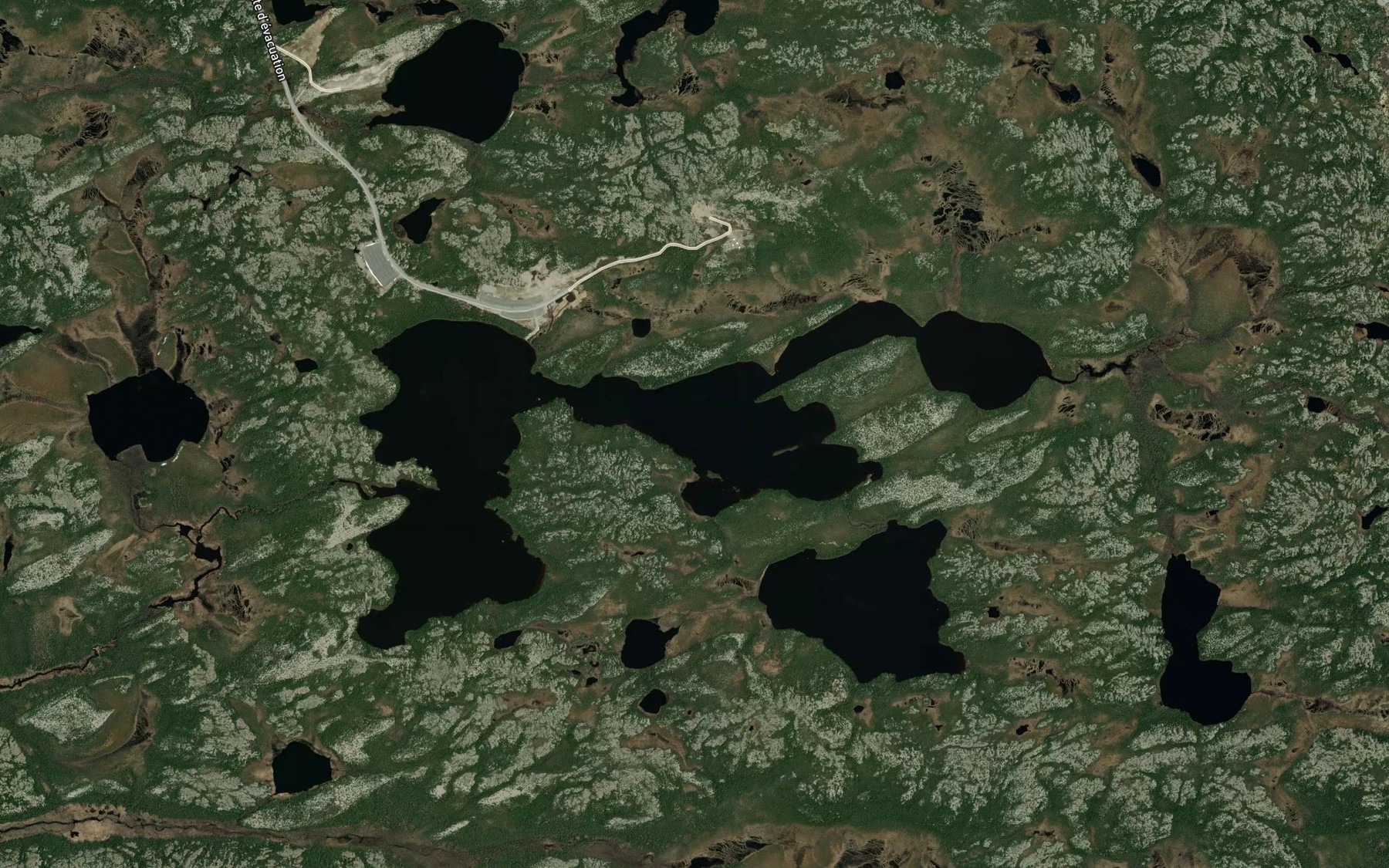 Satellite map of the Lac Kamisikamach