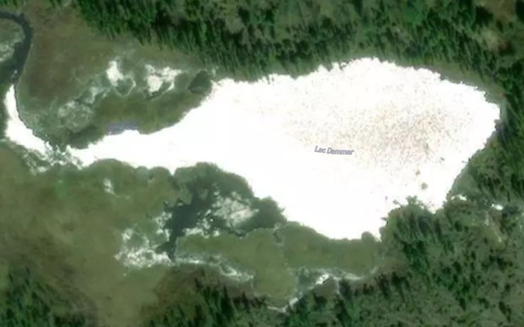 Satellite map of the Lac Dammar