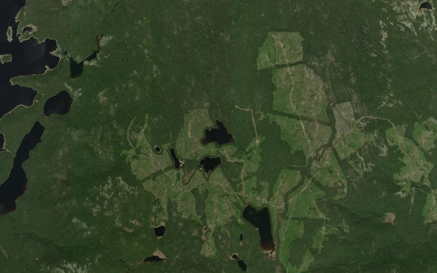 Satellite map of the Lac Louis