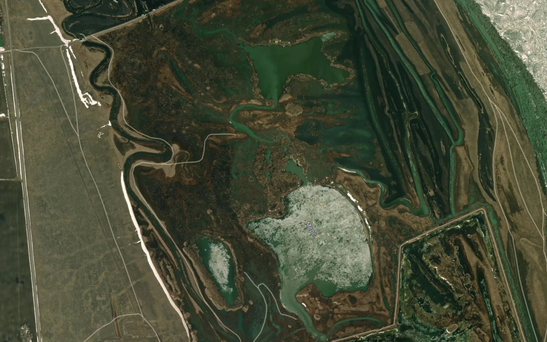 Satellite map of the Ozero More