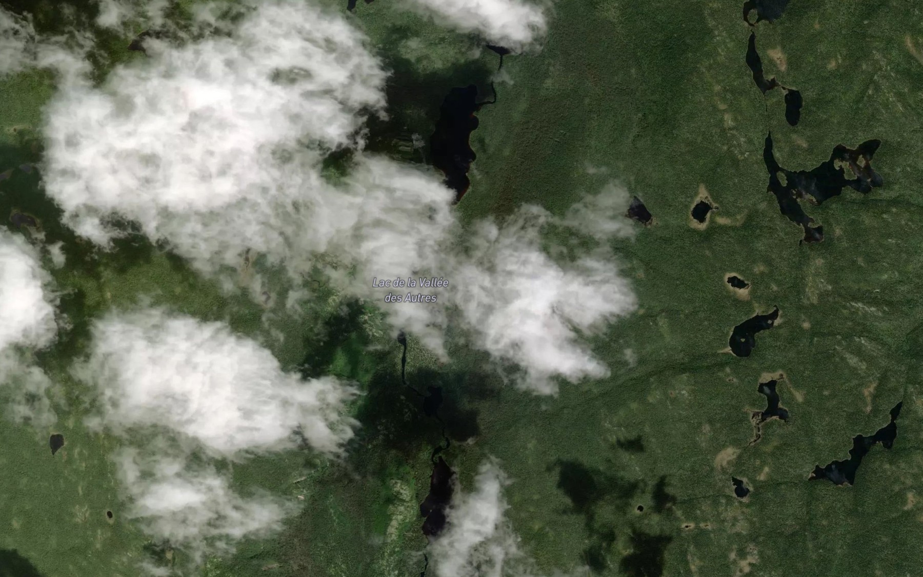 Satellite map of the Lac de la Vallee des Autres