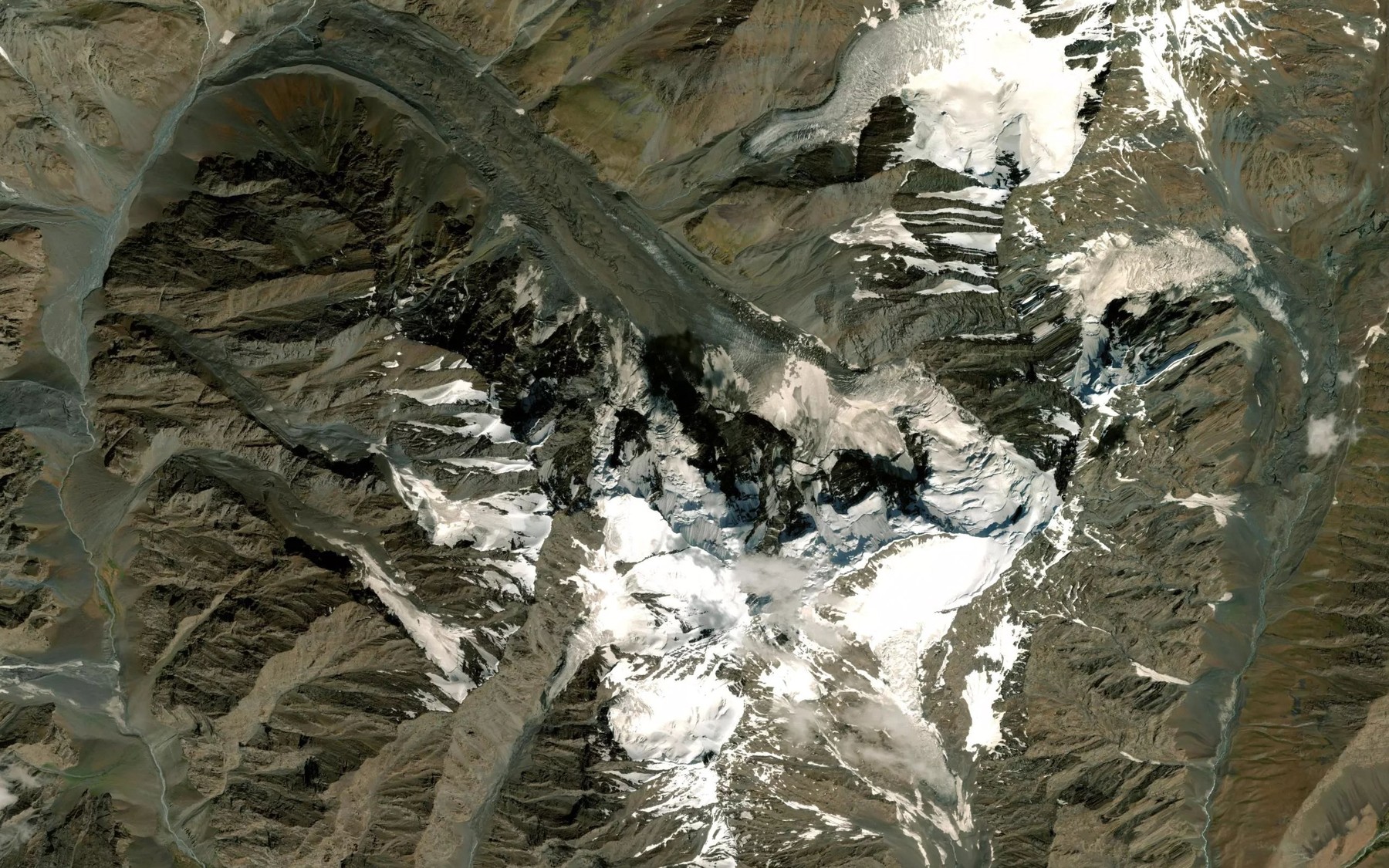 Satellite map of the Quli Oq-Suv