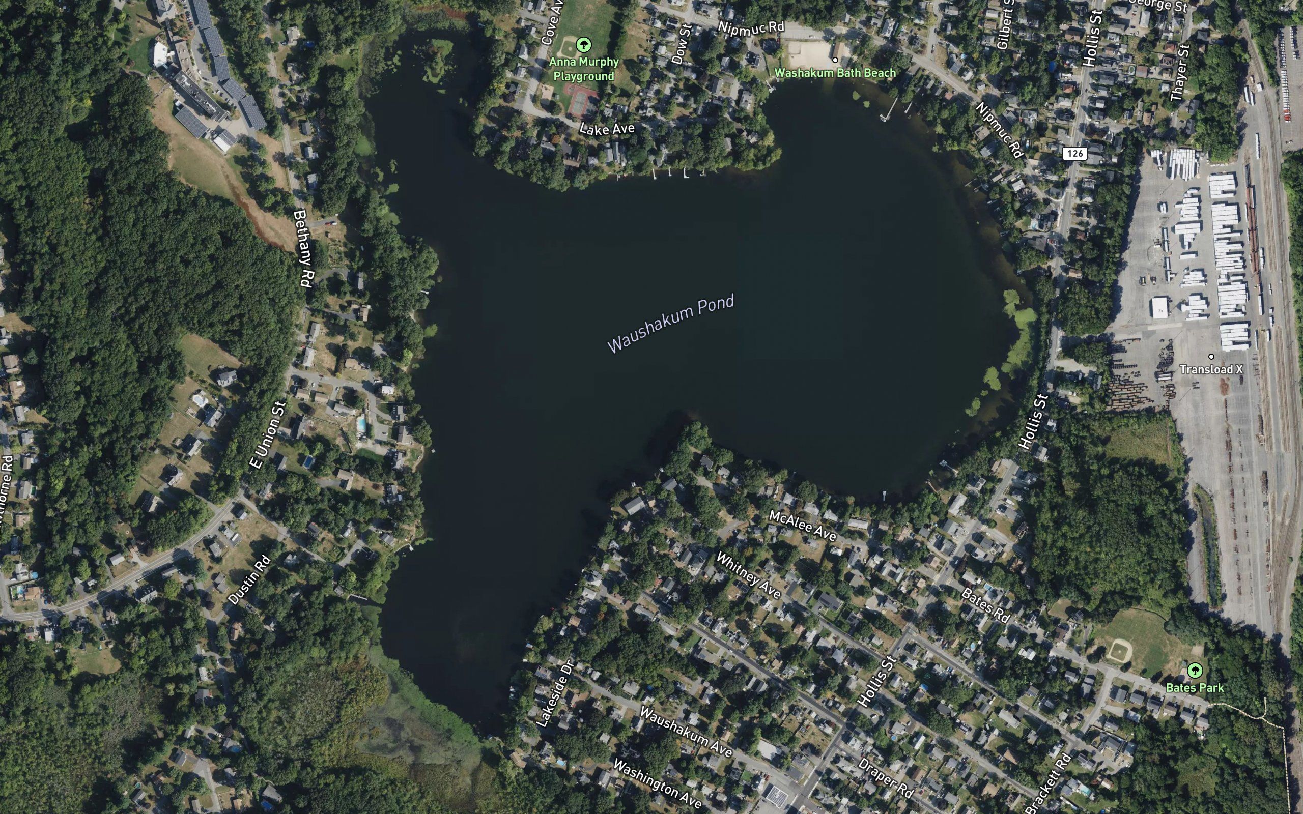 Waushakum Pond
