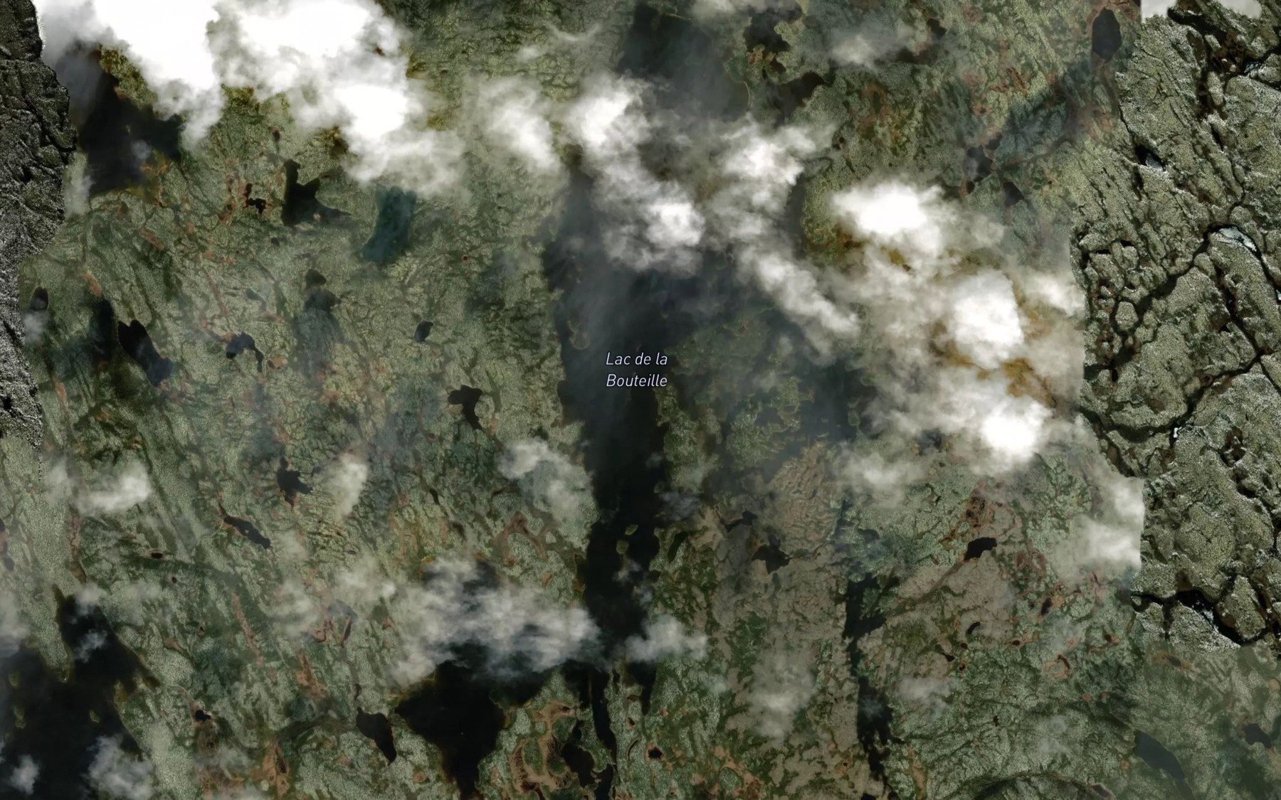 Satellite map of the Lac de la Bouteille