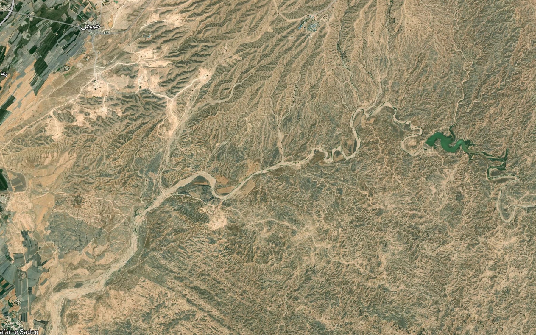Satellite map of the Cheshmeh-ye Raz Meydan