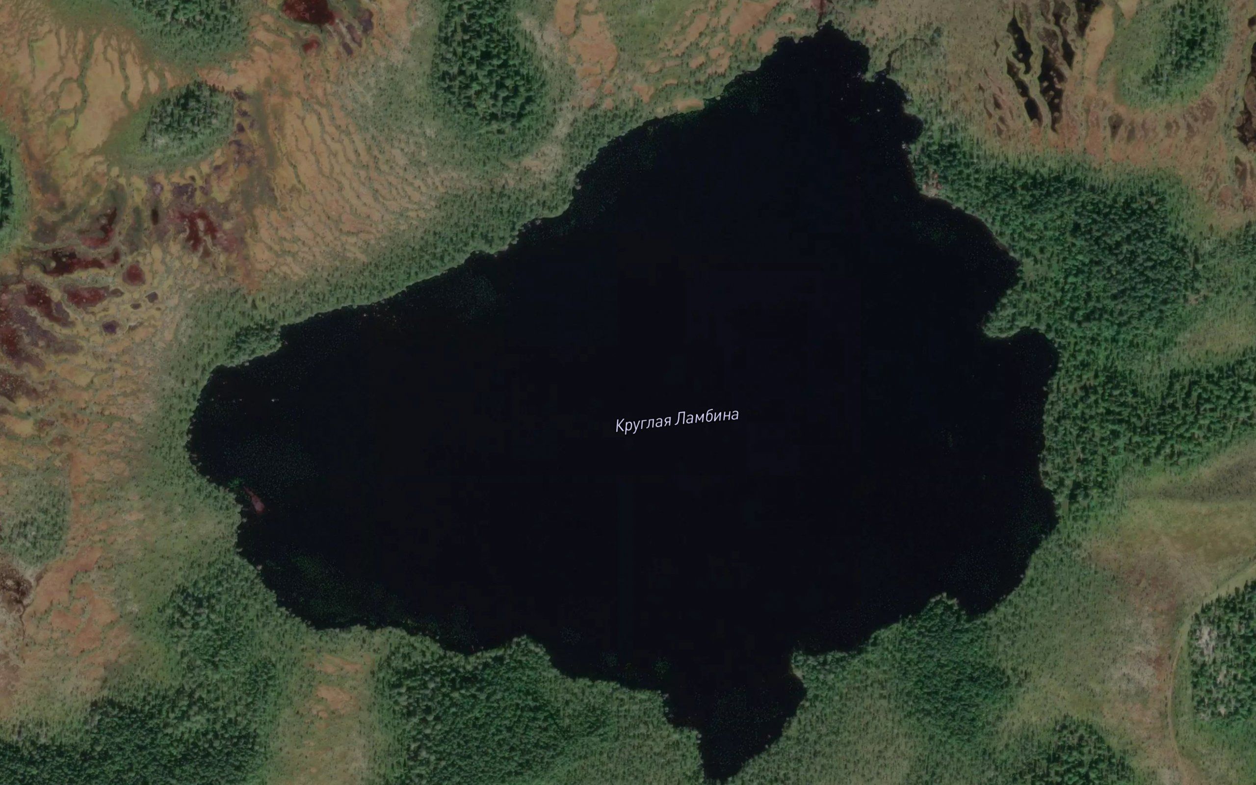 Ozero Kruglaya Lambina