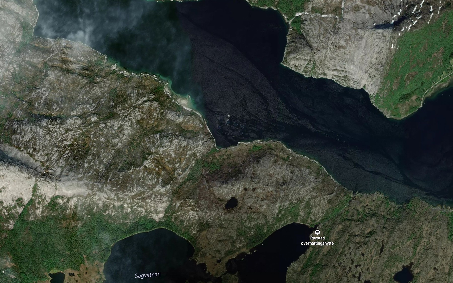 Satellite map of the Reinvika