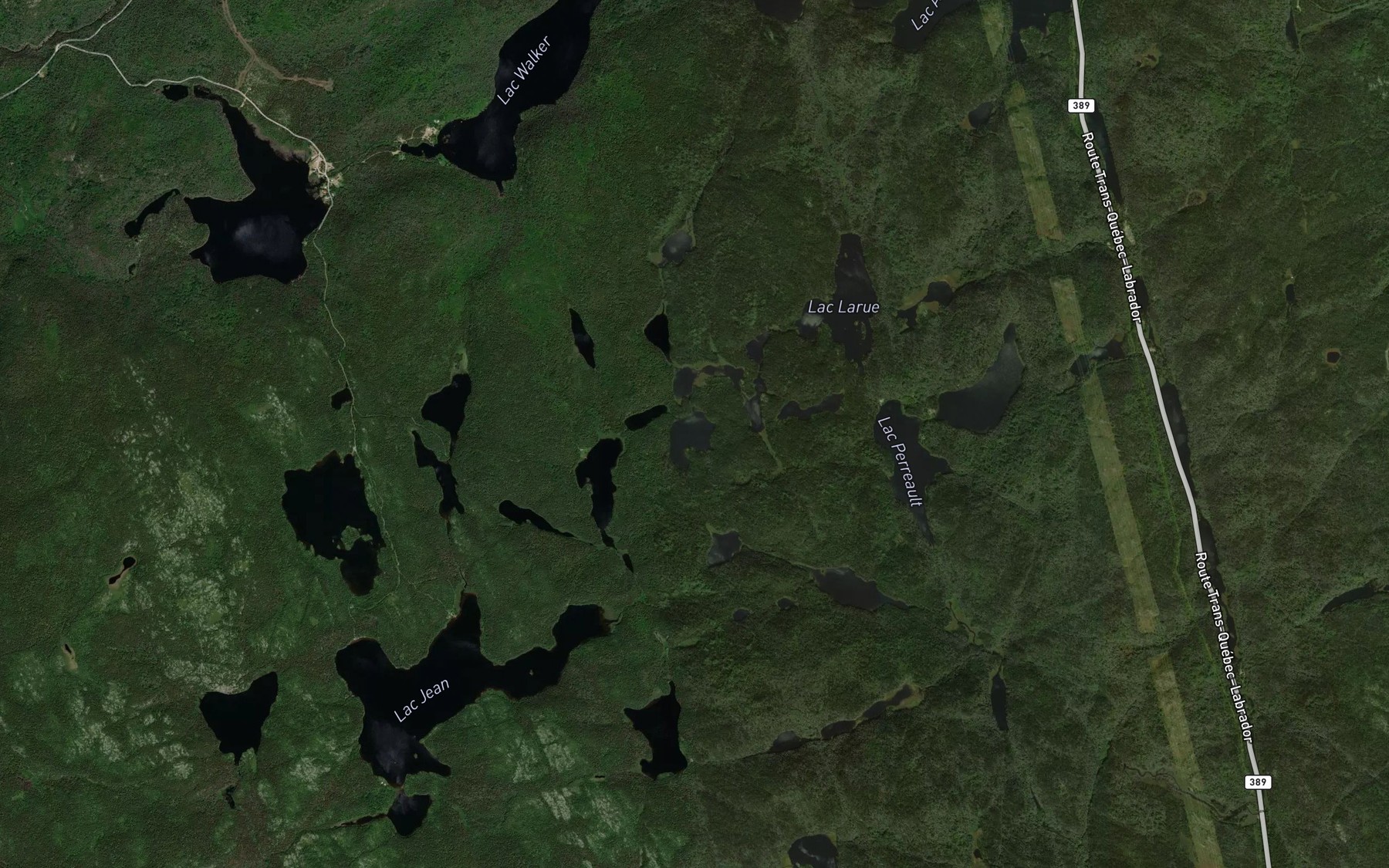 Satellite map of the Lac de la Poule d'Eau