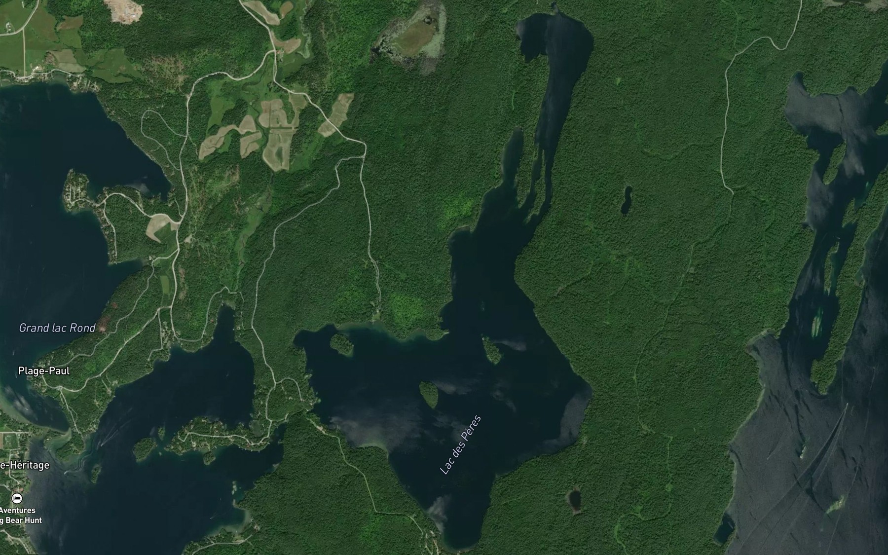 Satellite map of the Petit lac Rond