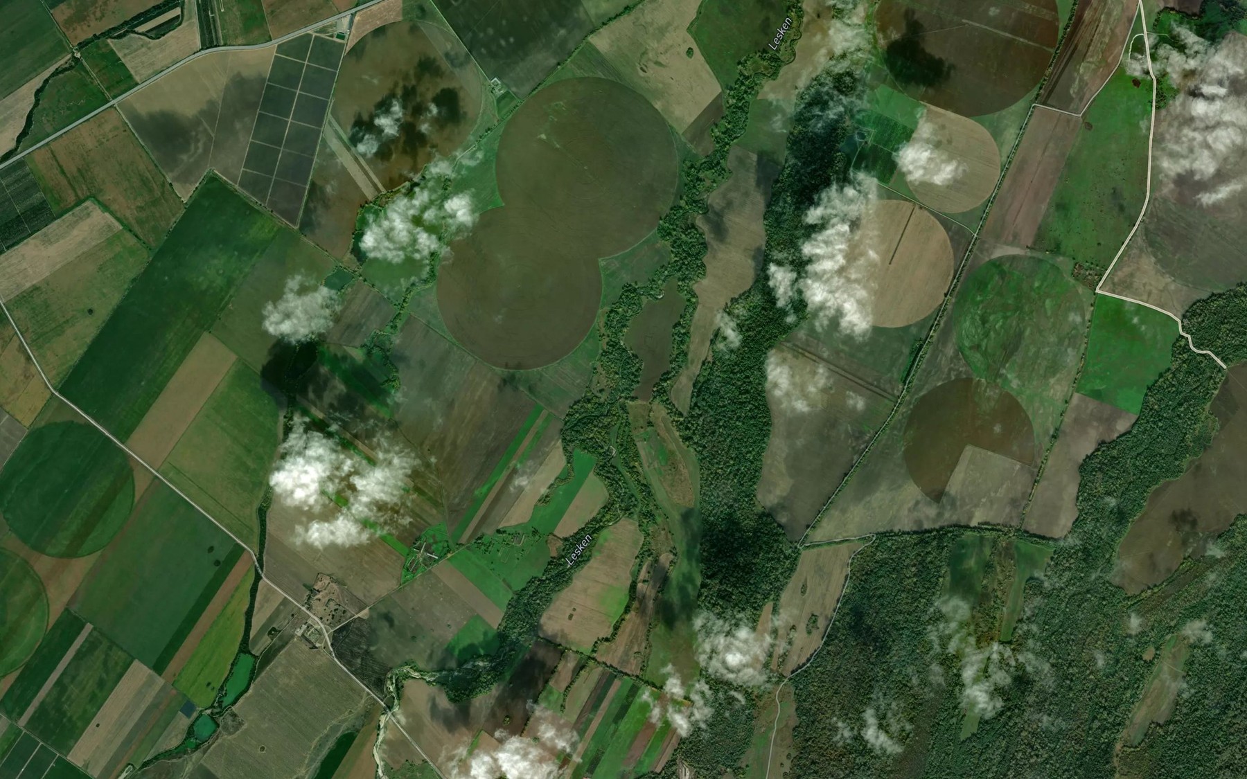 Satellite map of the Lesken