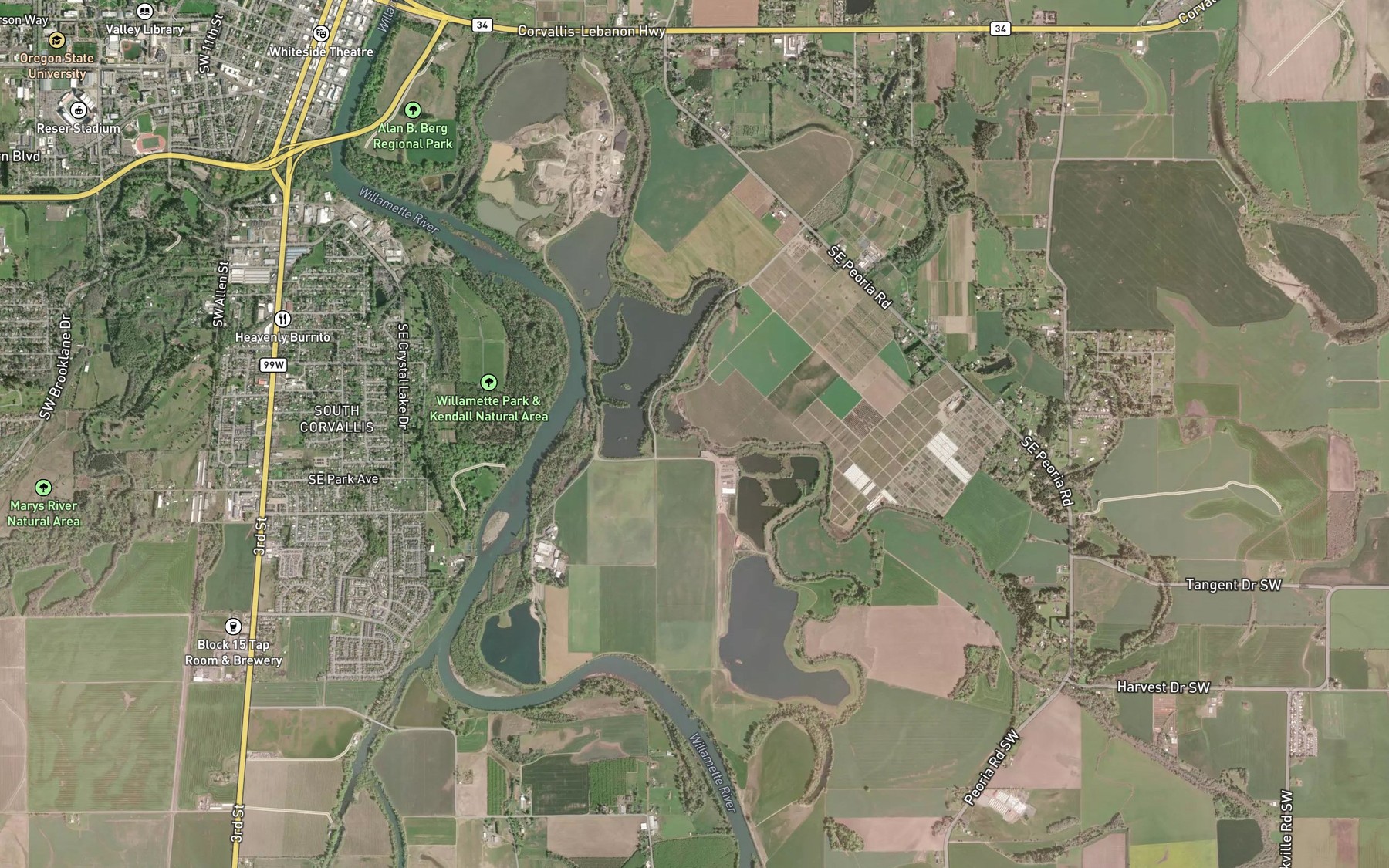 Satellite map of the East Channel Willamette River
