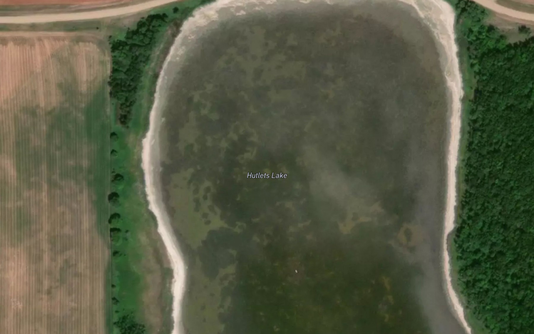 Satellite map of the Hutlets Lake