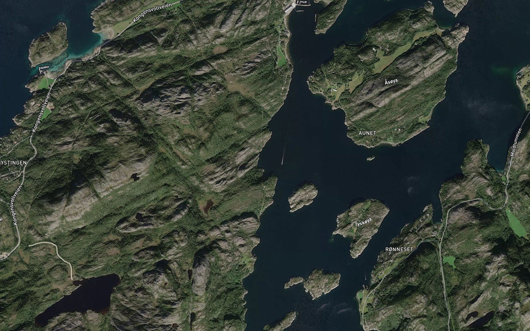 Satellite map of the Smavika