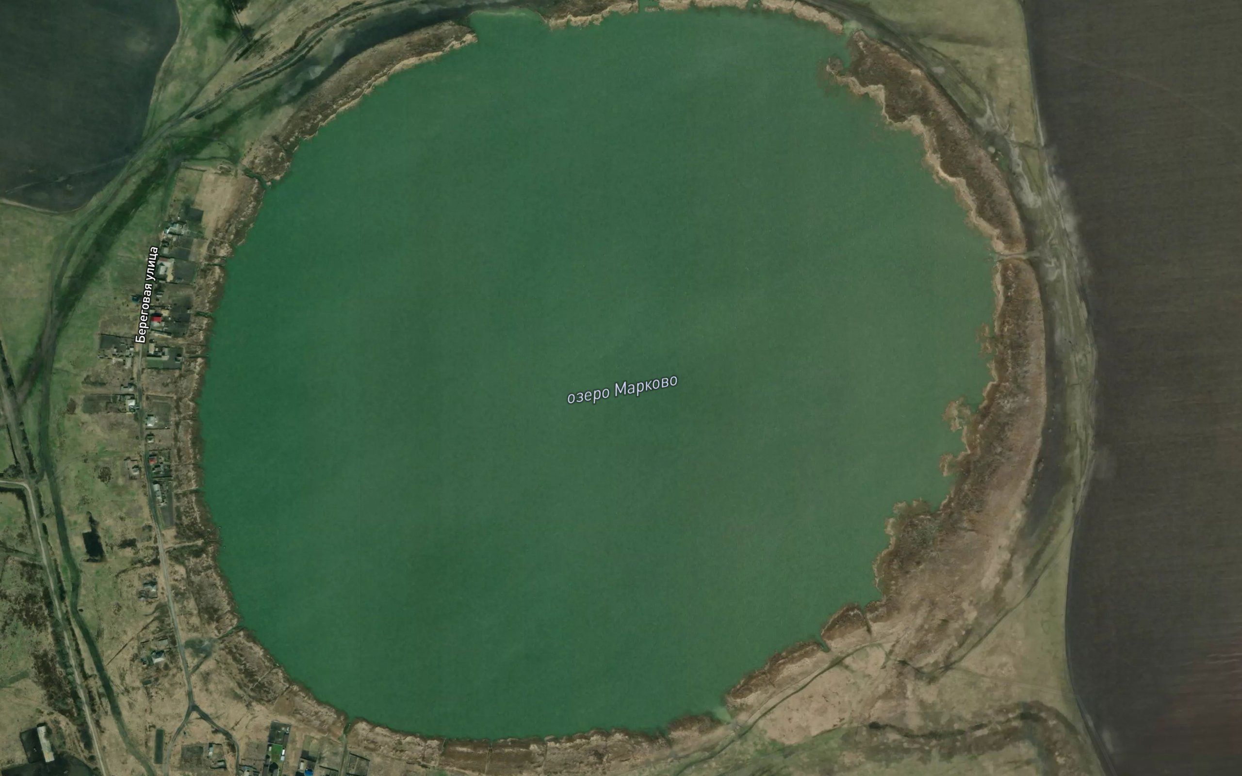 Ozero Markovo