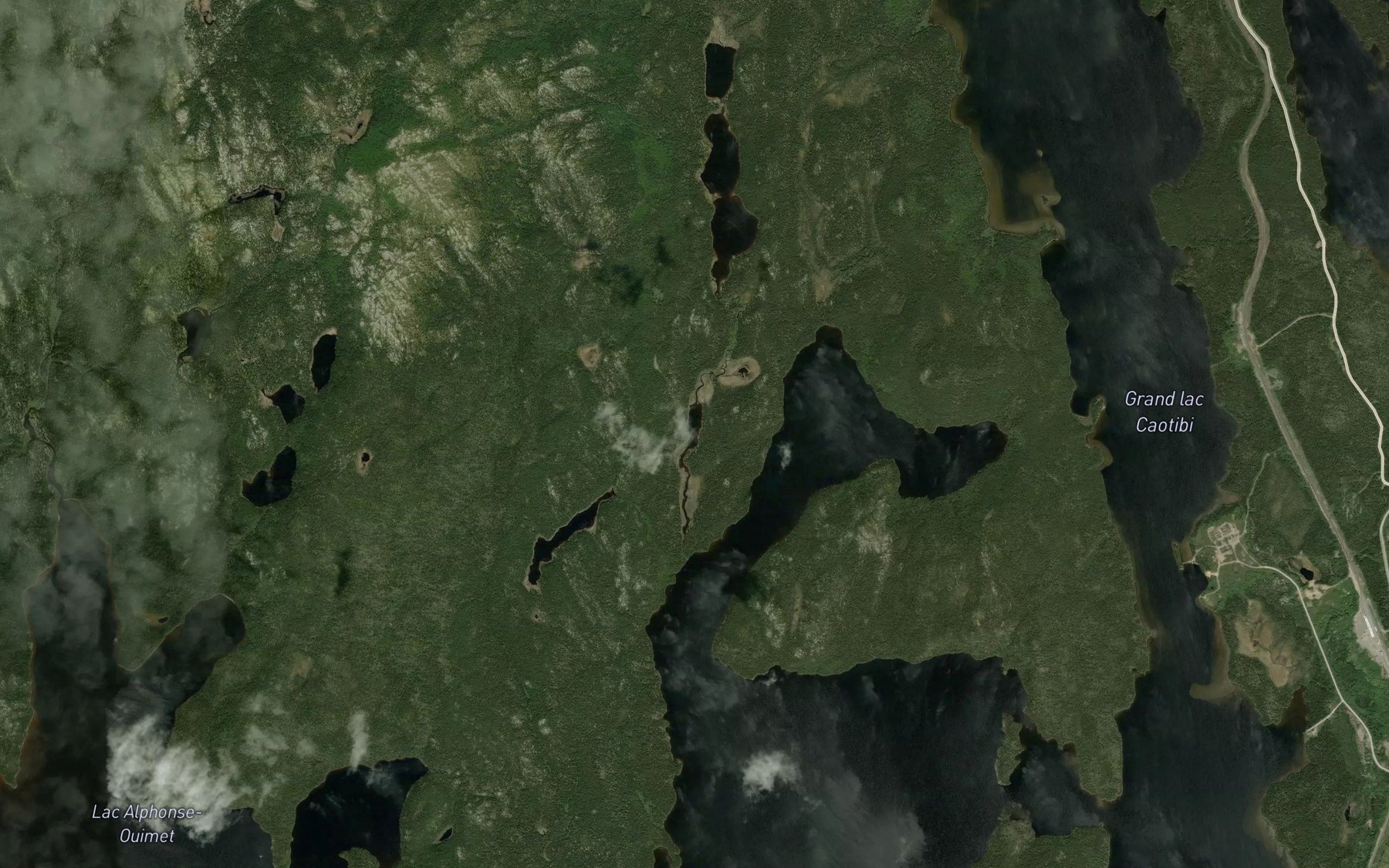 Satellite map of the Lac Sans-Remission