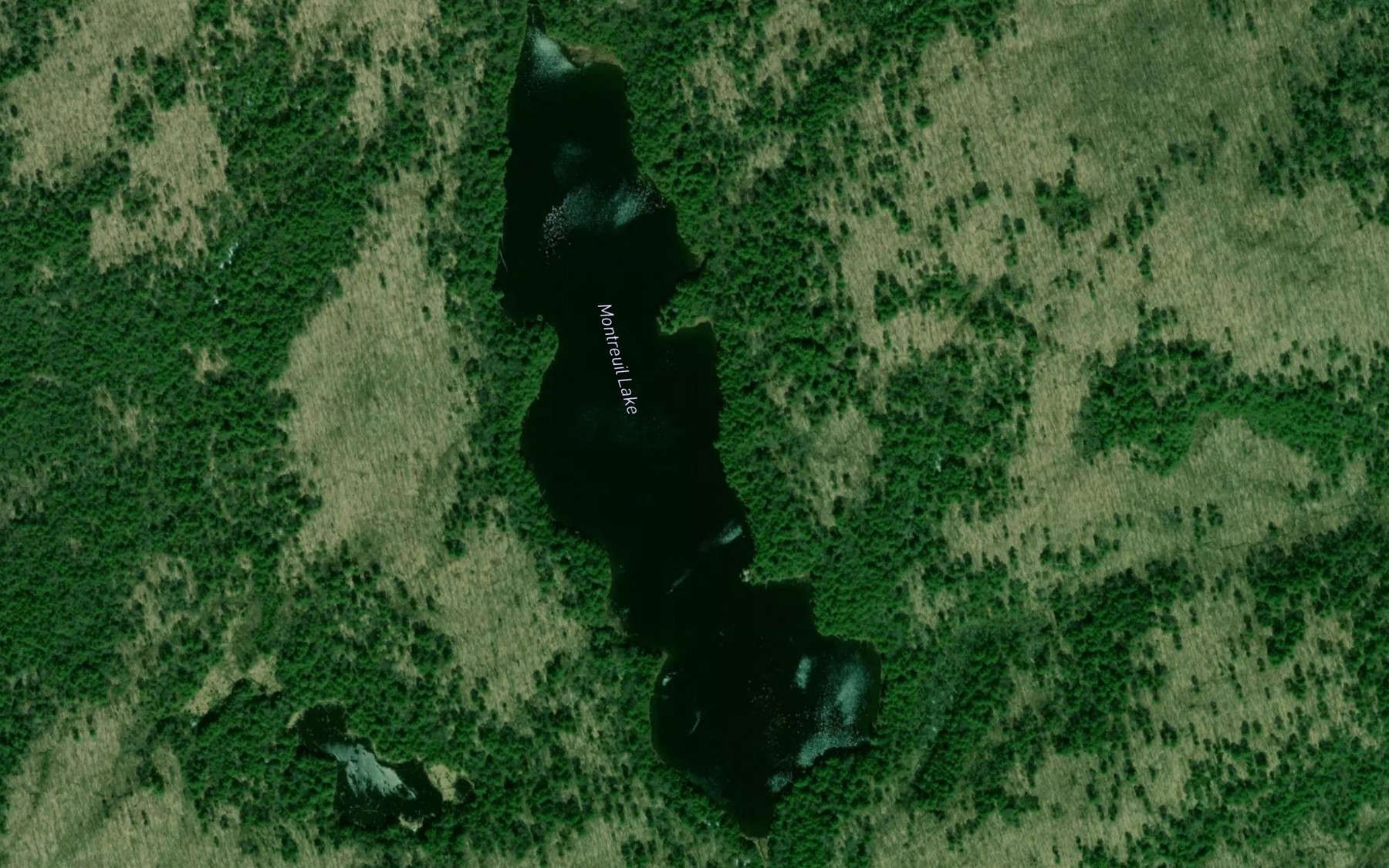 Satellite map of the Montreuil Lake