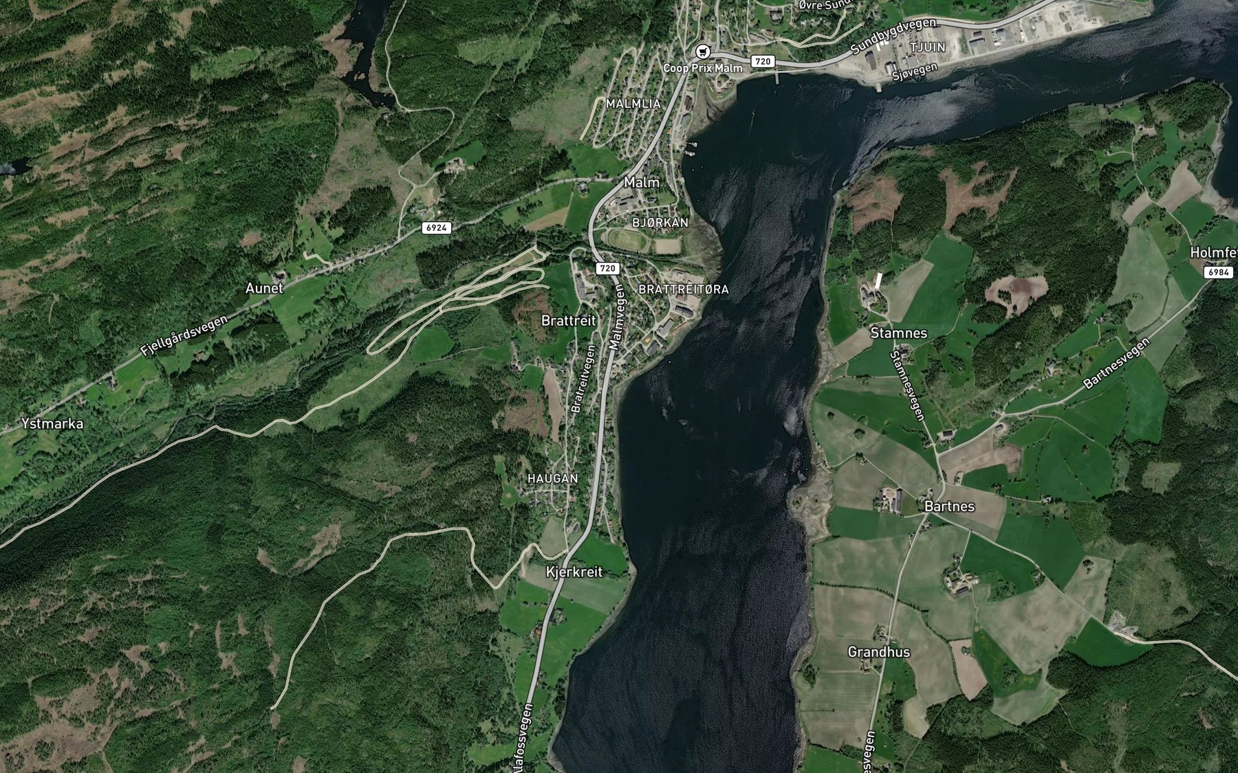 Satellite map of the Bukta