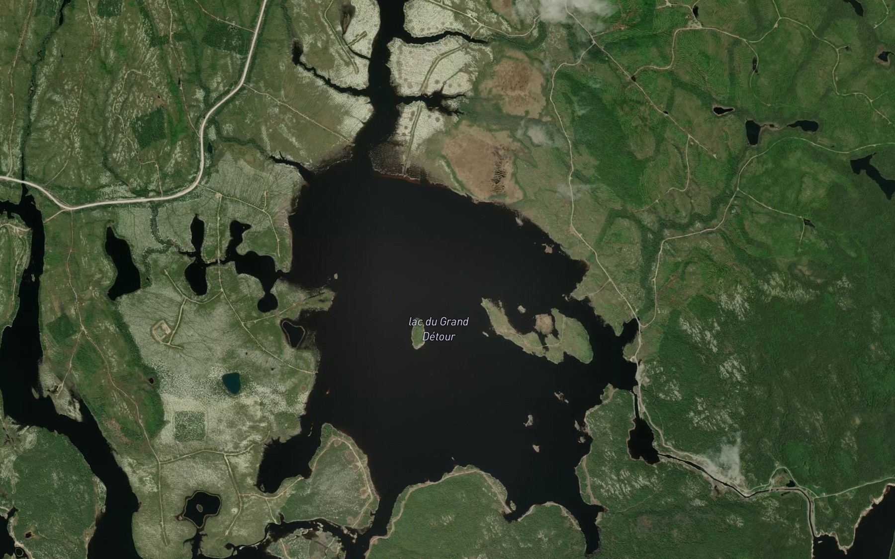 Satellite map of the Lac du Grand Detour