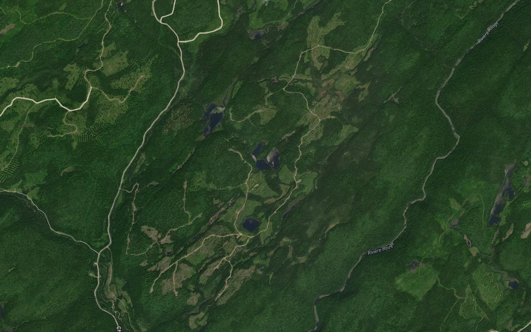 Satellite map of the Lacs Bessons