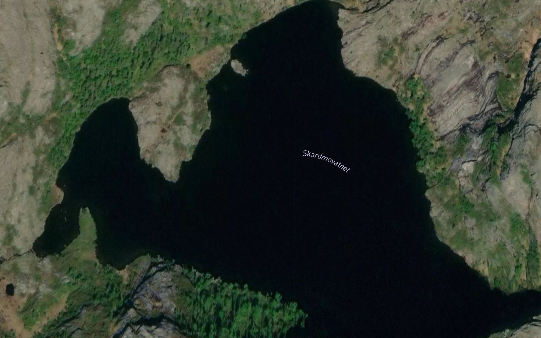 Satellite map of the Skarvmovatnet