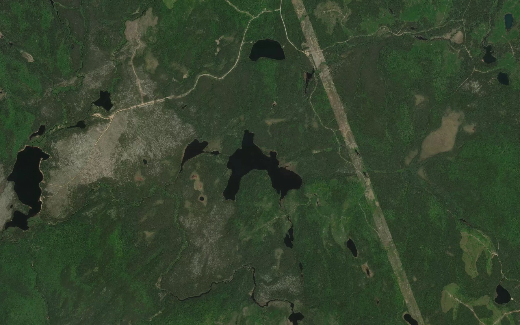 Satellite map of the Lac Huard