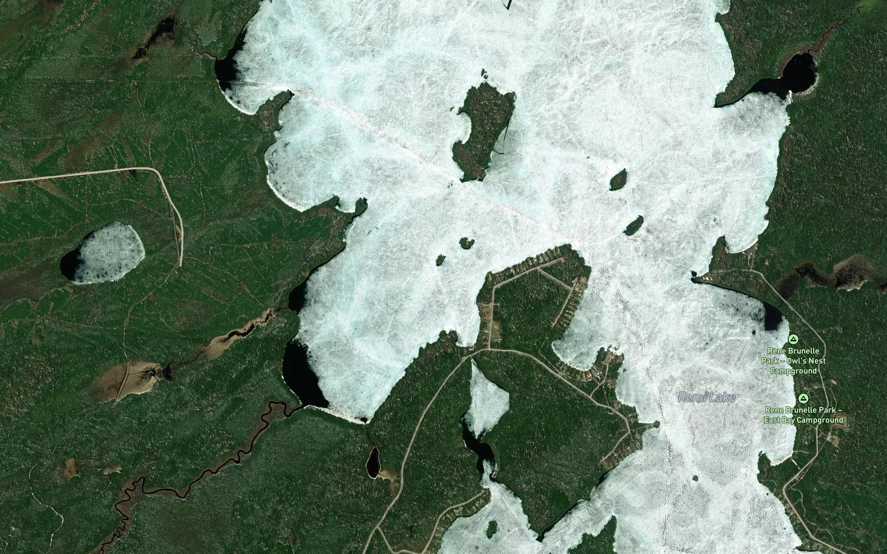 Satellite map of the Picnic Bay