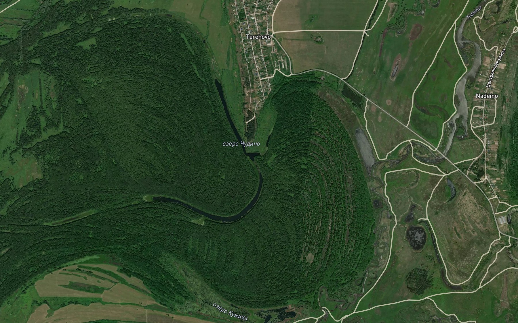 Satellite map of the Ozero Chudino