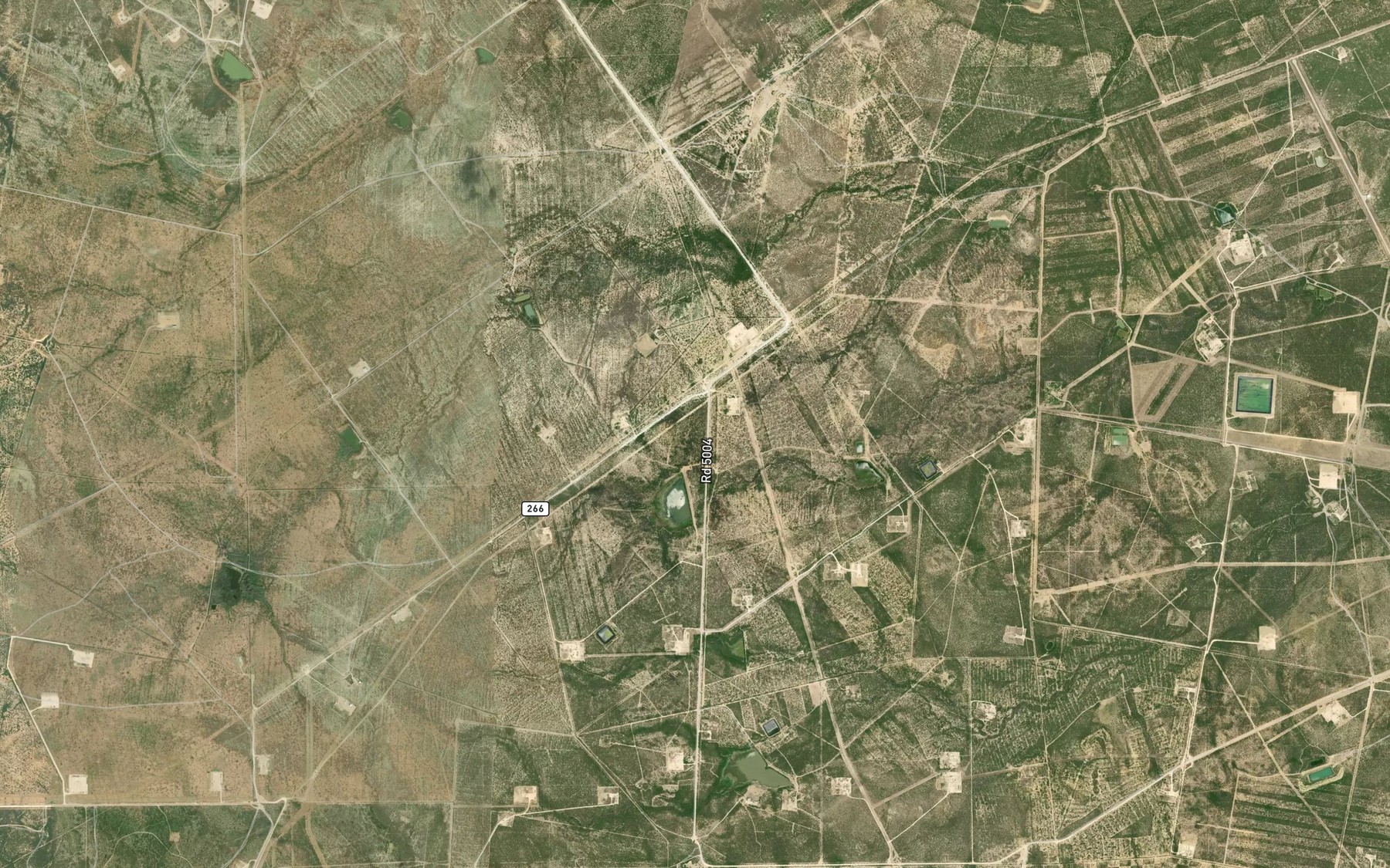 Satellite map of the Gates Lake