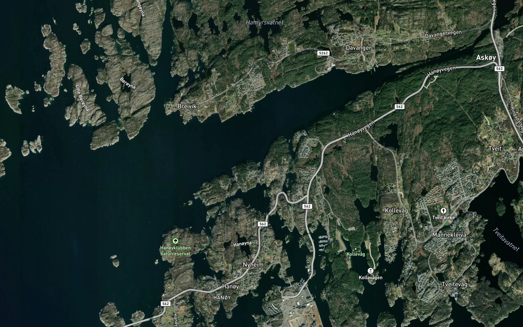 Satellite map of the Ytre Storaviki