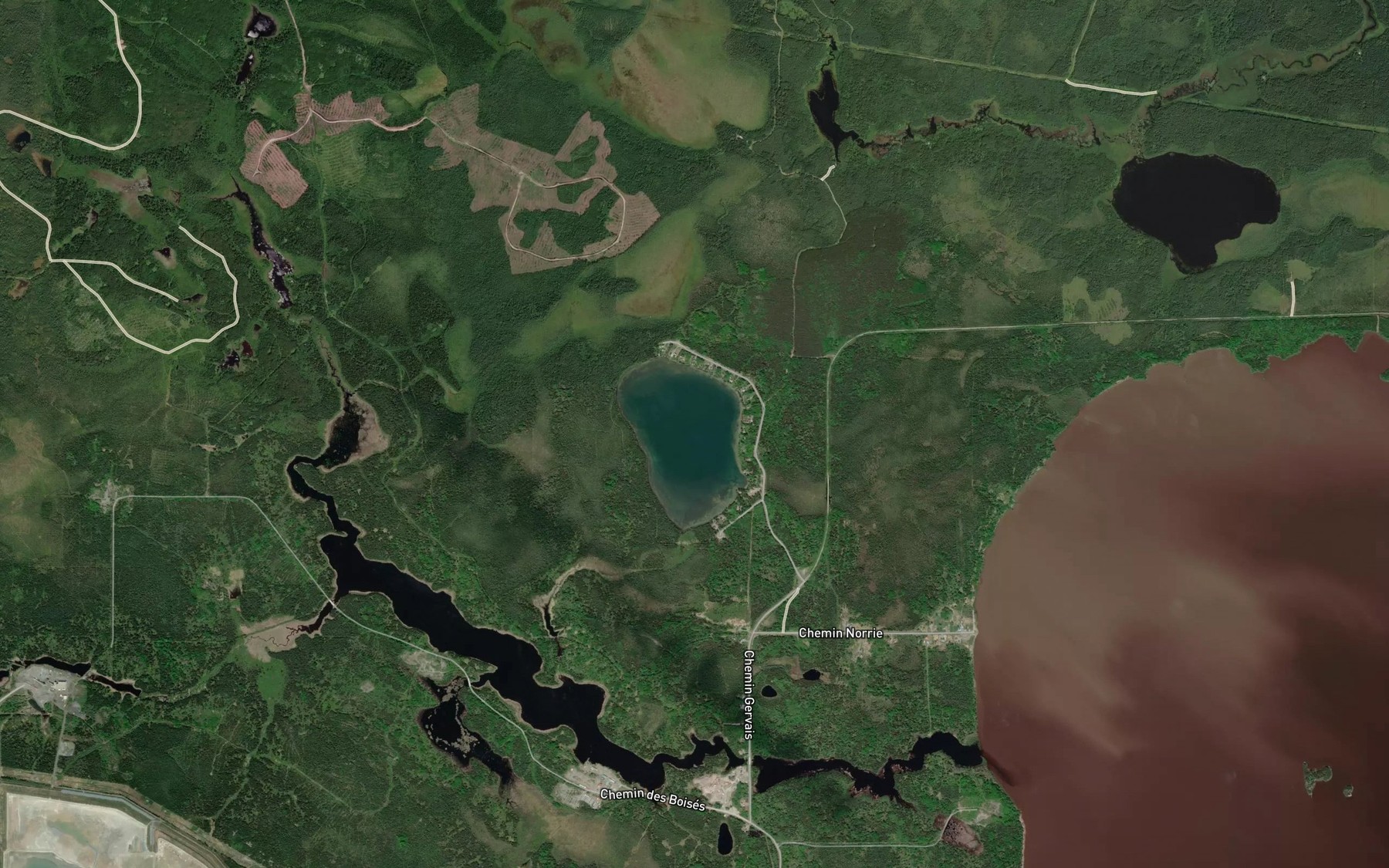 Satellite map of the Lac Vassan