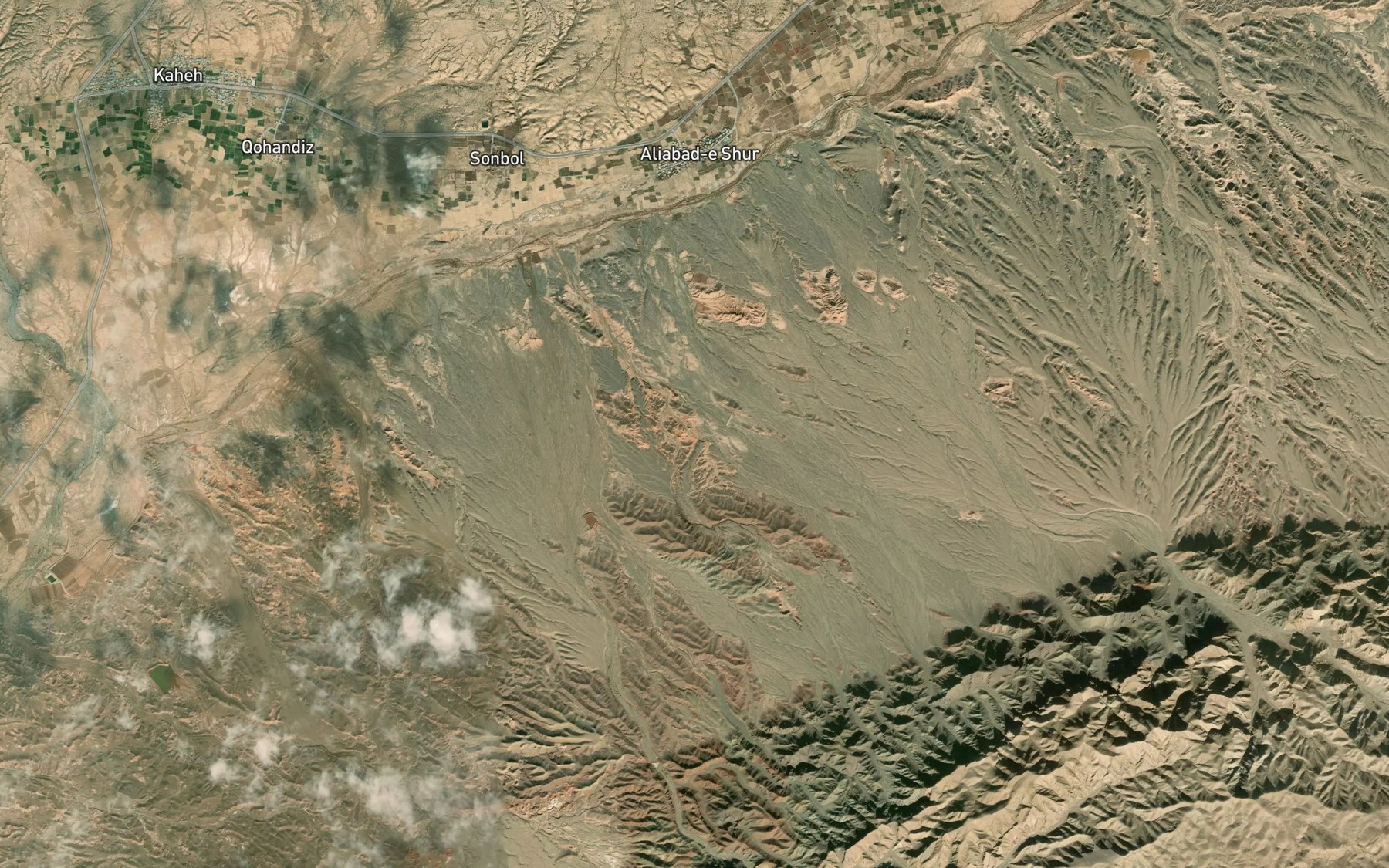 Satellite map of the Cheshmeh-ye Kal Sorkh