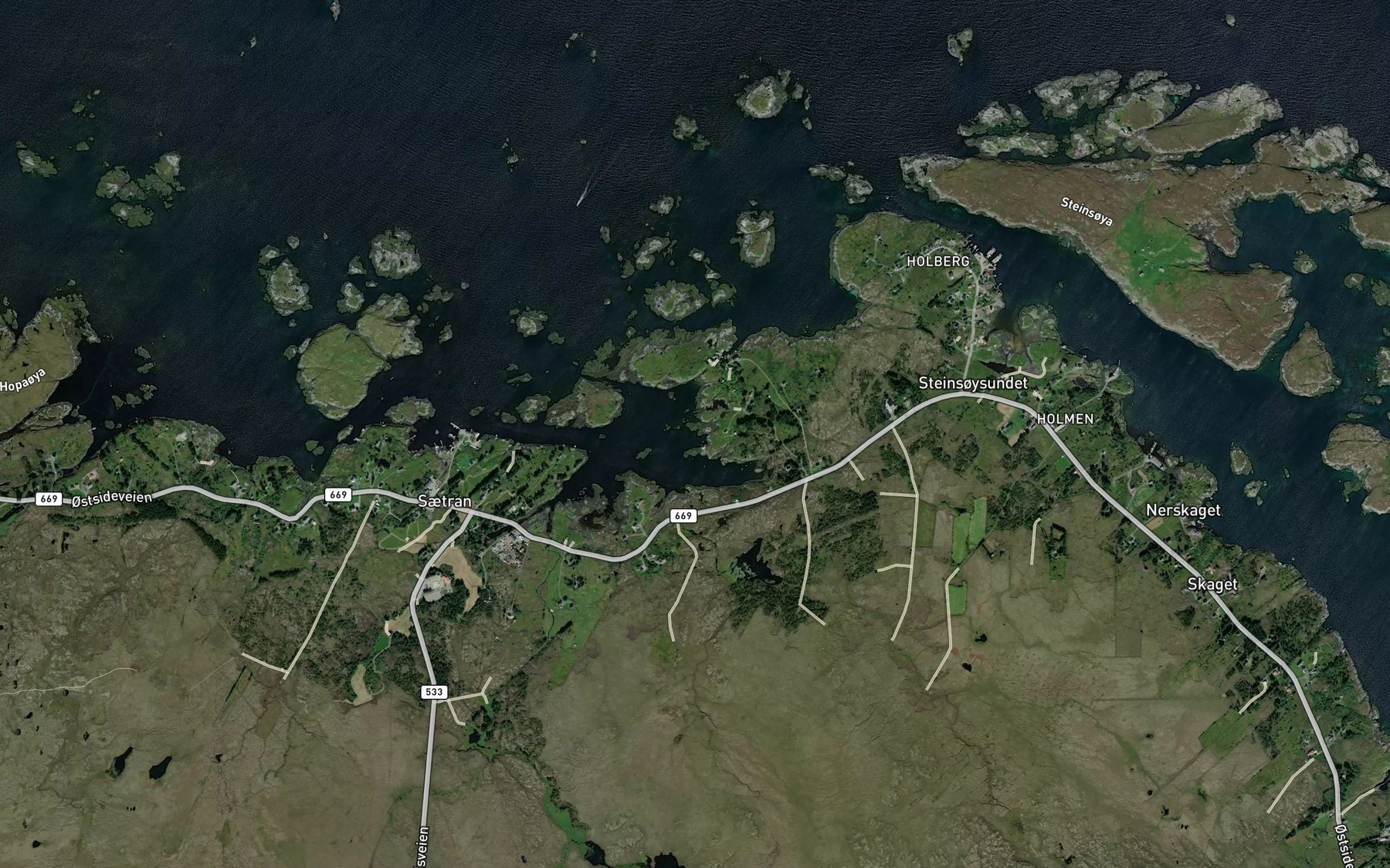 Satellite map of the Langnesvagen