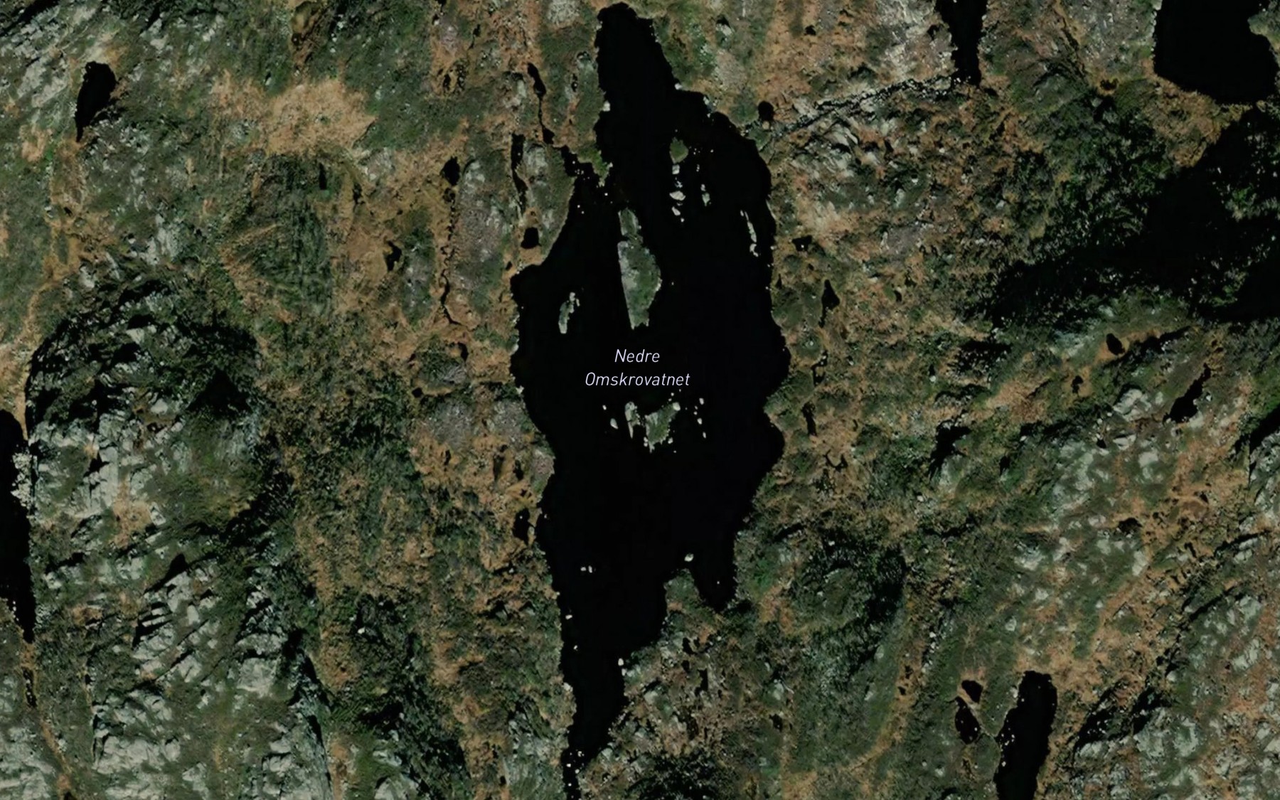 Satellite map of the Nedre Omsrovatnet