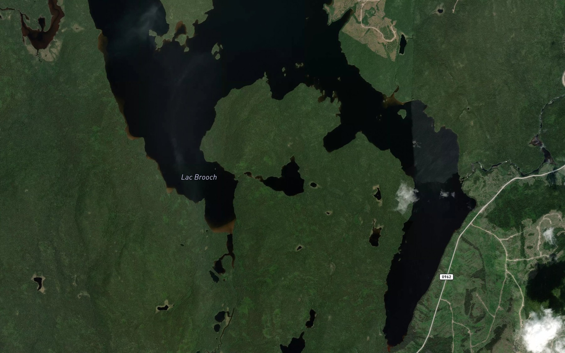 Satellite map of the Lac Brooch