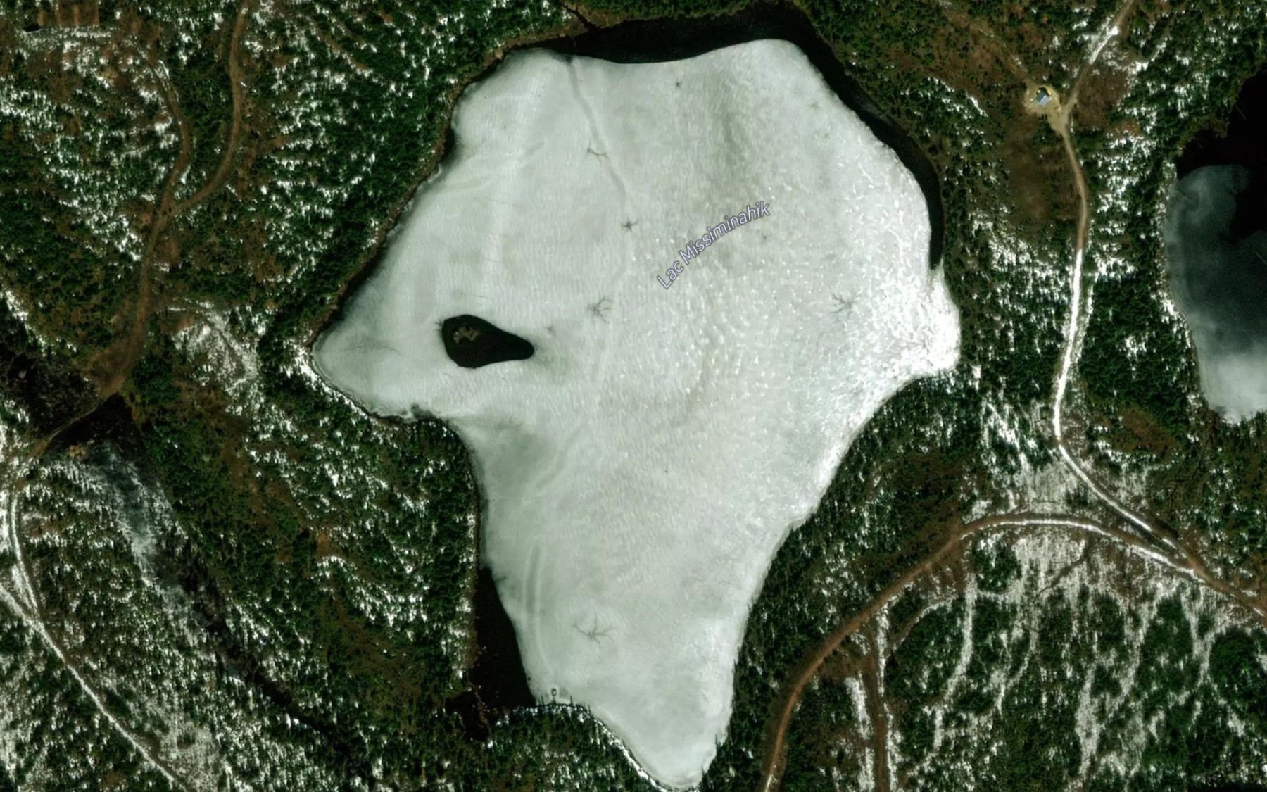 Satellite map of the Lac Missiminahik