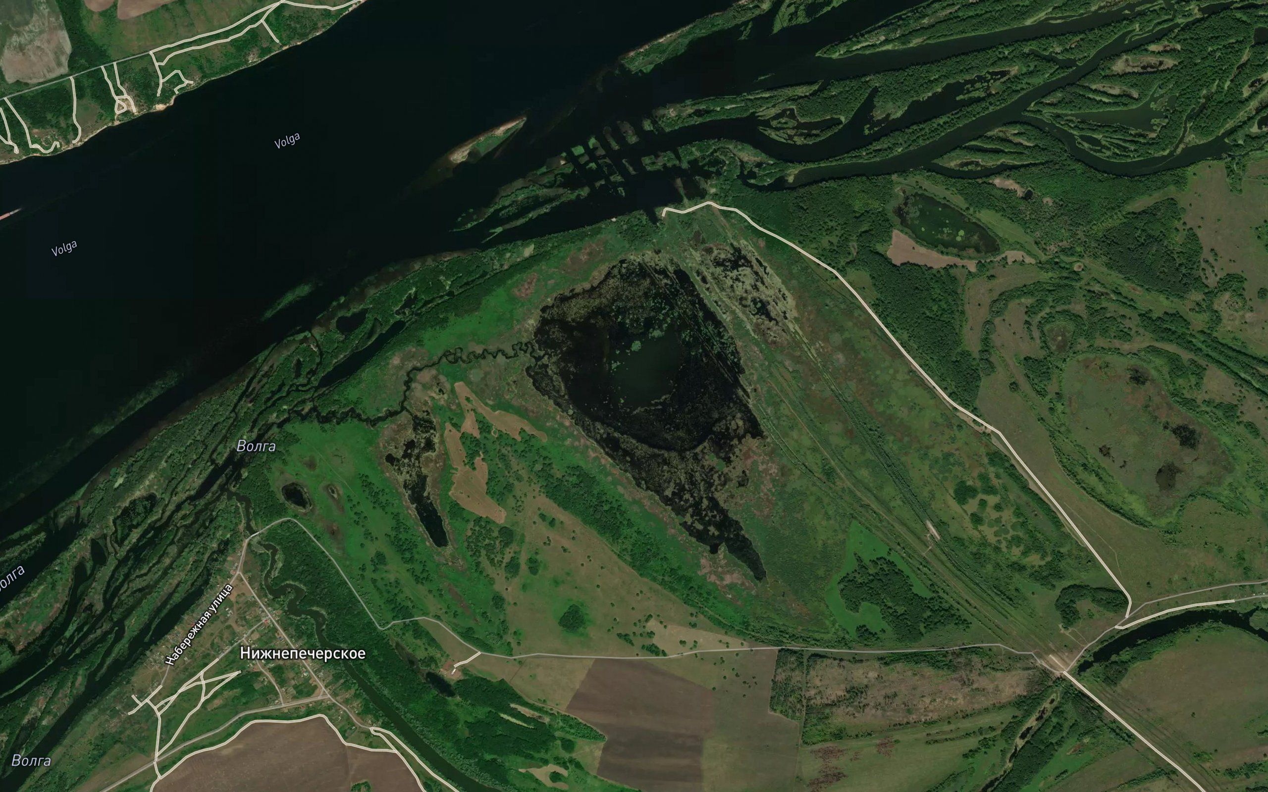 Ozero Gremyach'ye