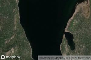 Hutshi Lakes