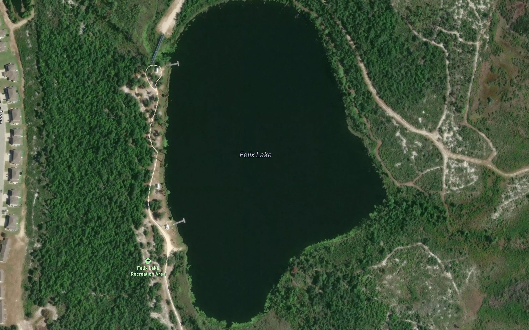 Satellite map of the Felix Lake