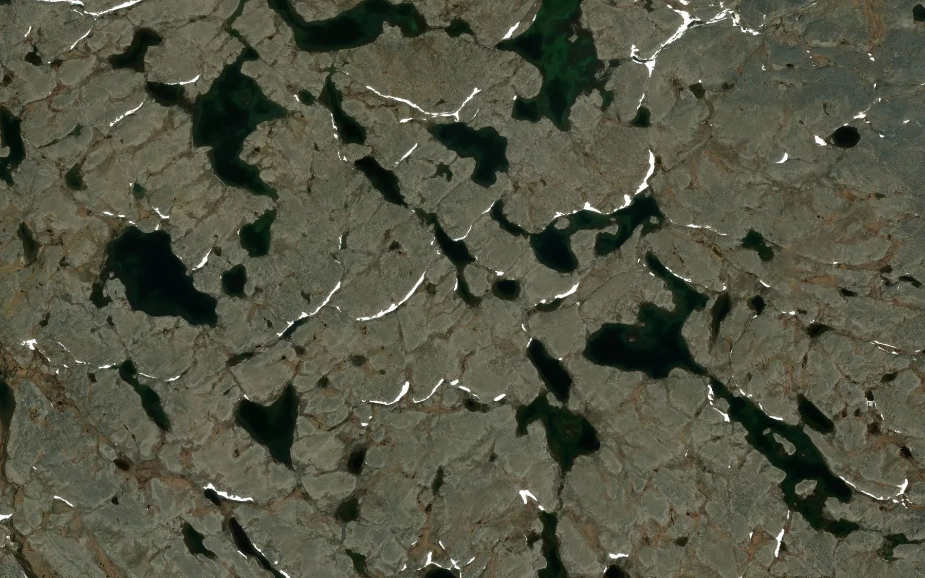Satellite map of the Lacs Nipitartuit