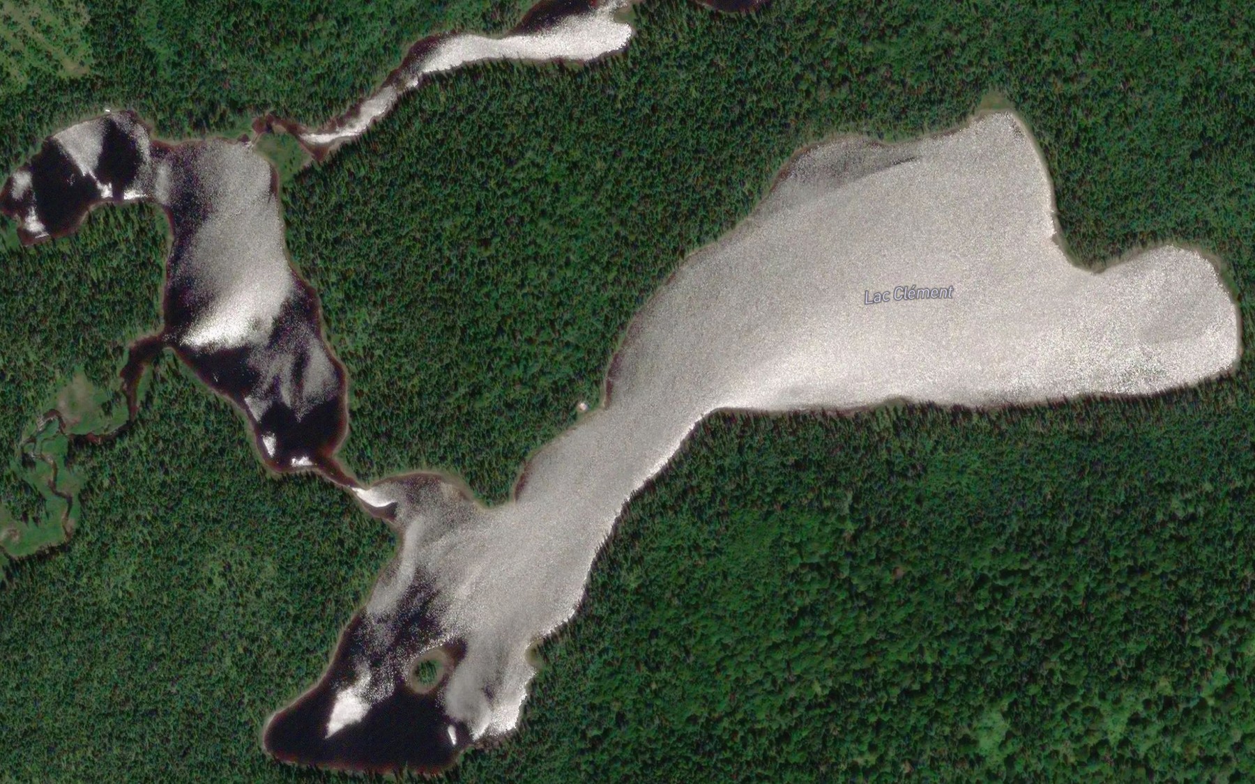 Satellite map of the Lac Clement