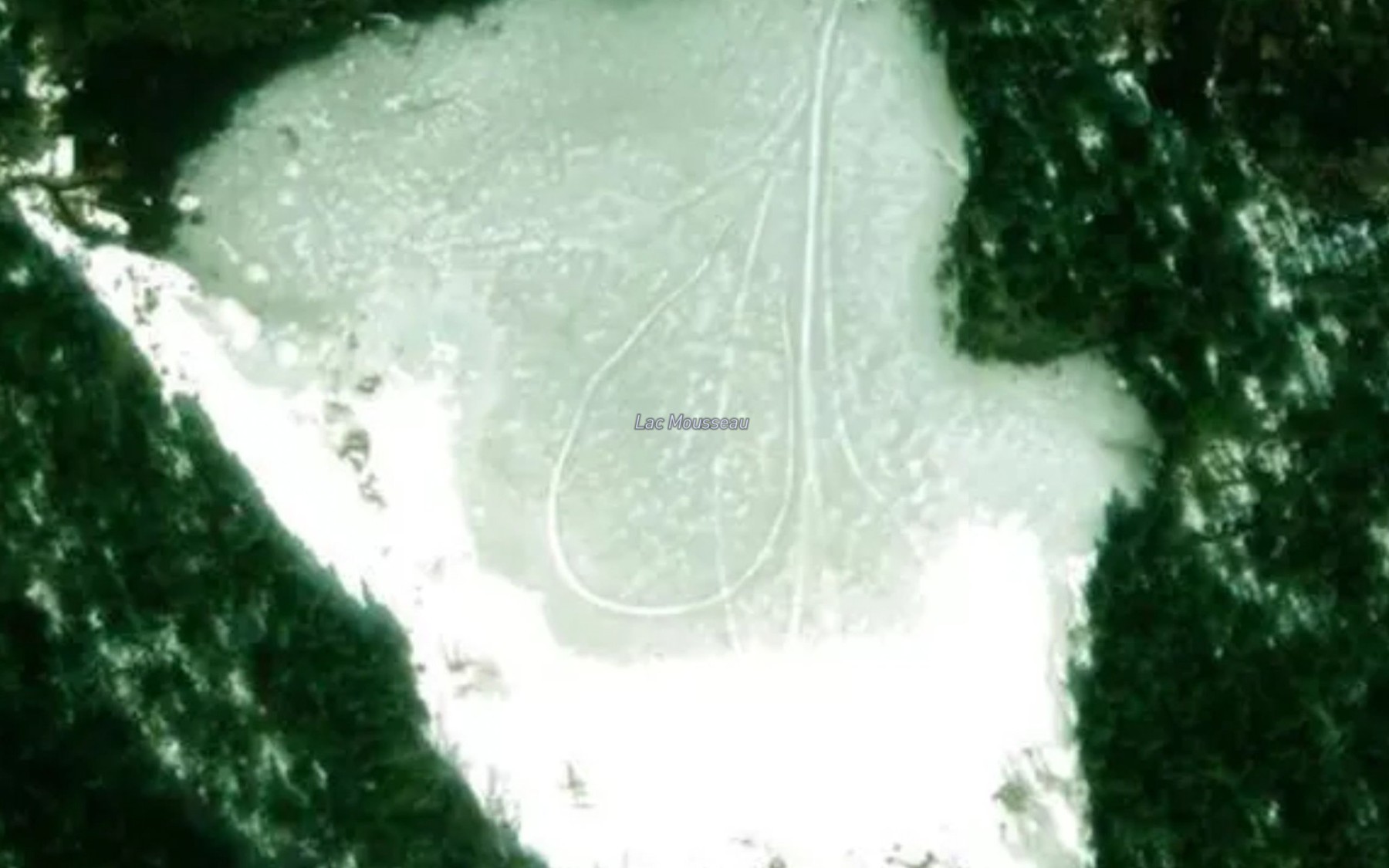 Satellite map of the Lac Mousseau
