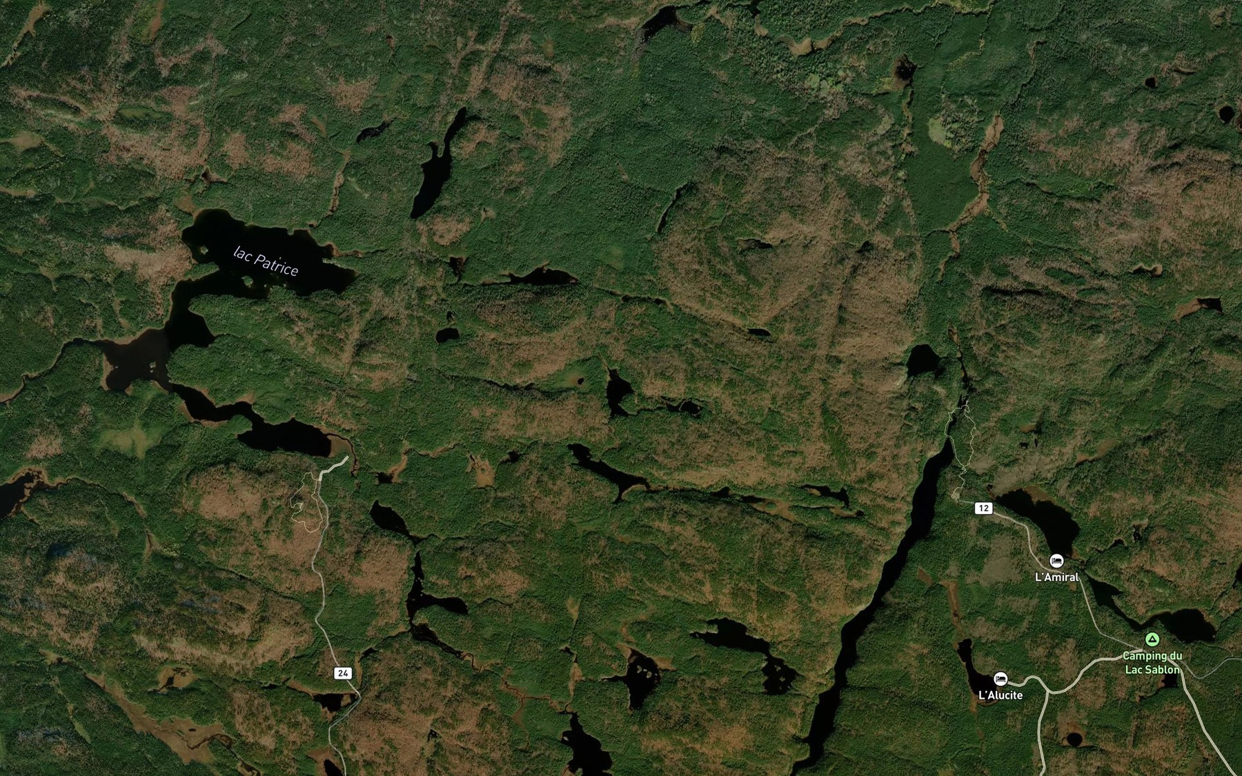 Satellite map of the Lac des Corises