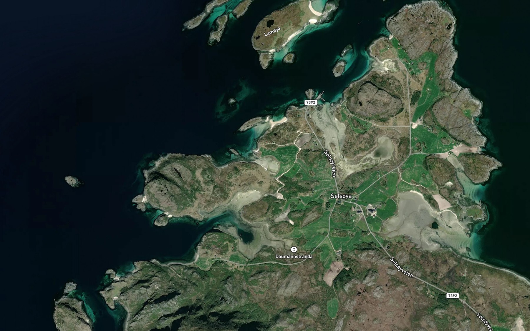 Satellite map of the Langnesfjaera
