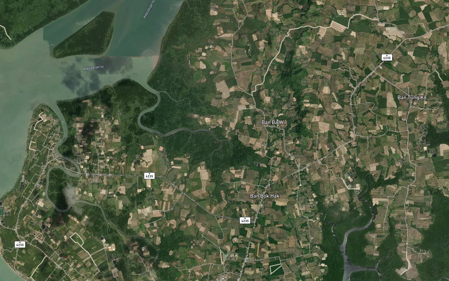Satellite map of the Khlong Ba Wi
