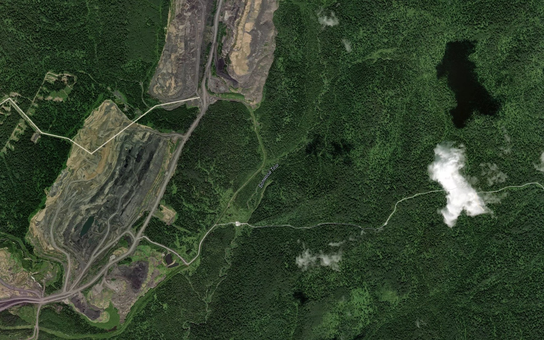 Satellite map of the Malyy Tesh