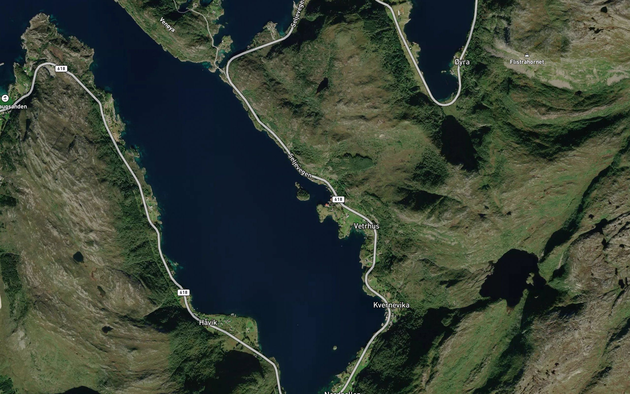 Vedrhusvika