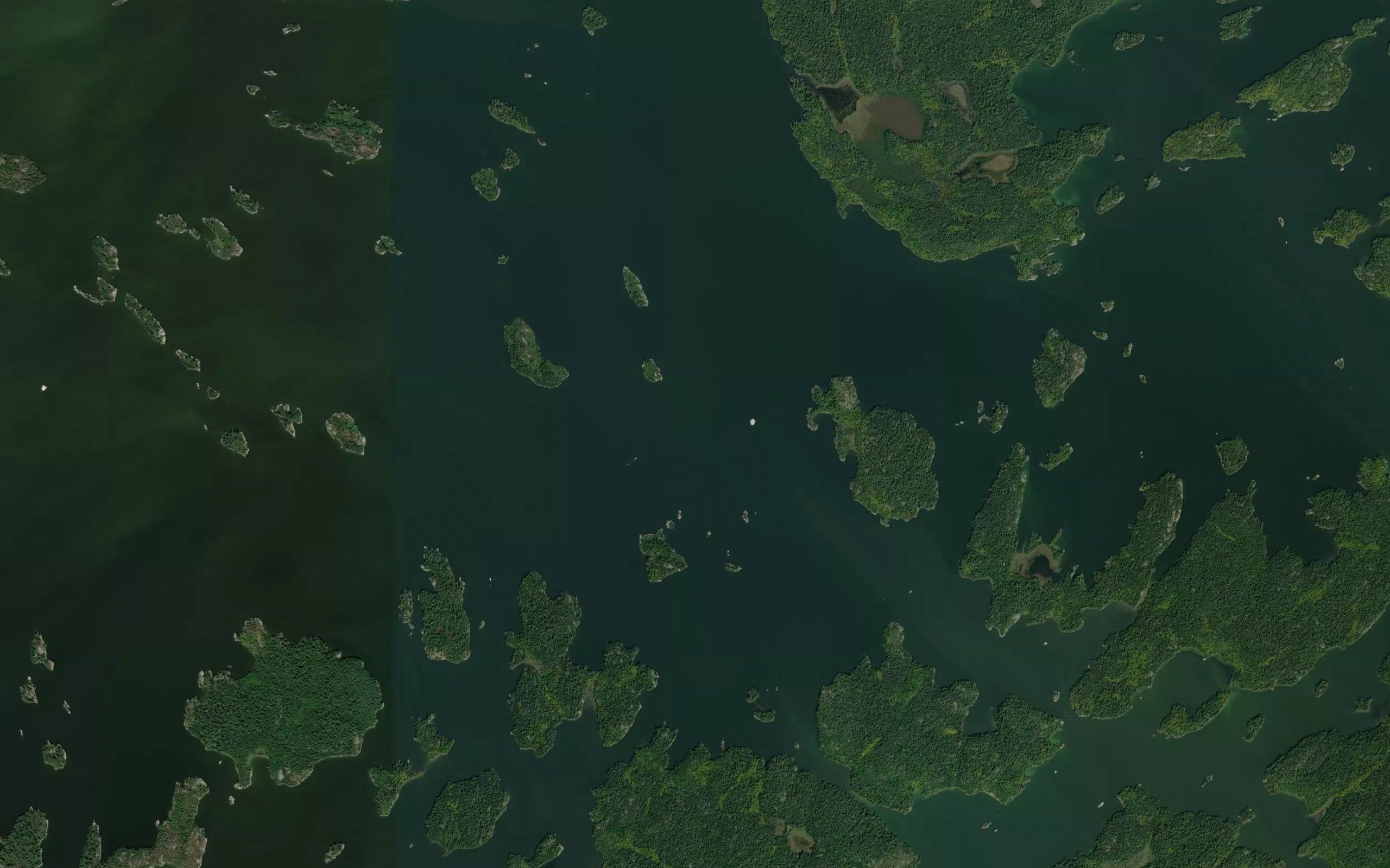 Sabaskong Bay