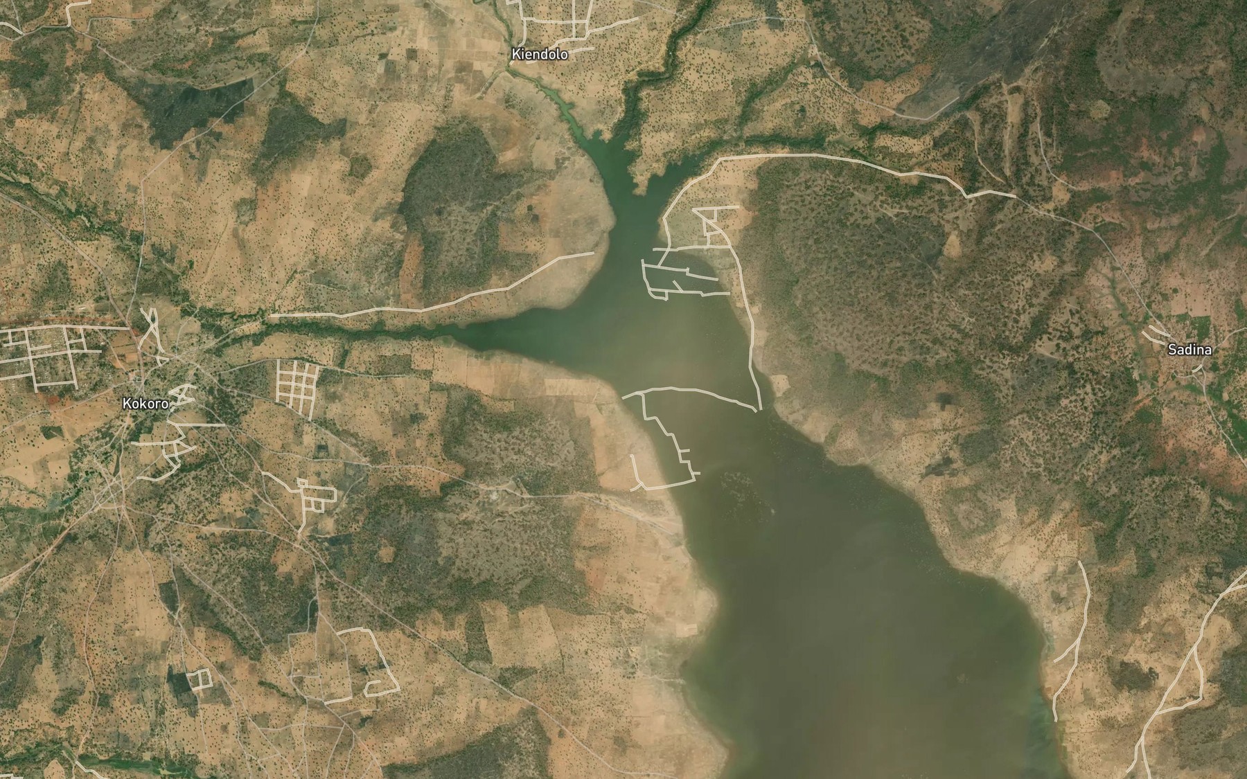 Satellite map of the Fakou