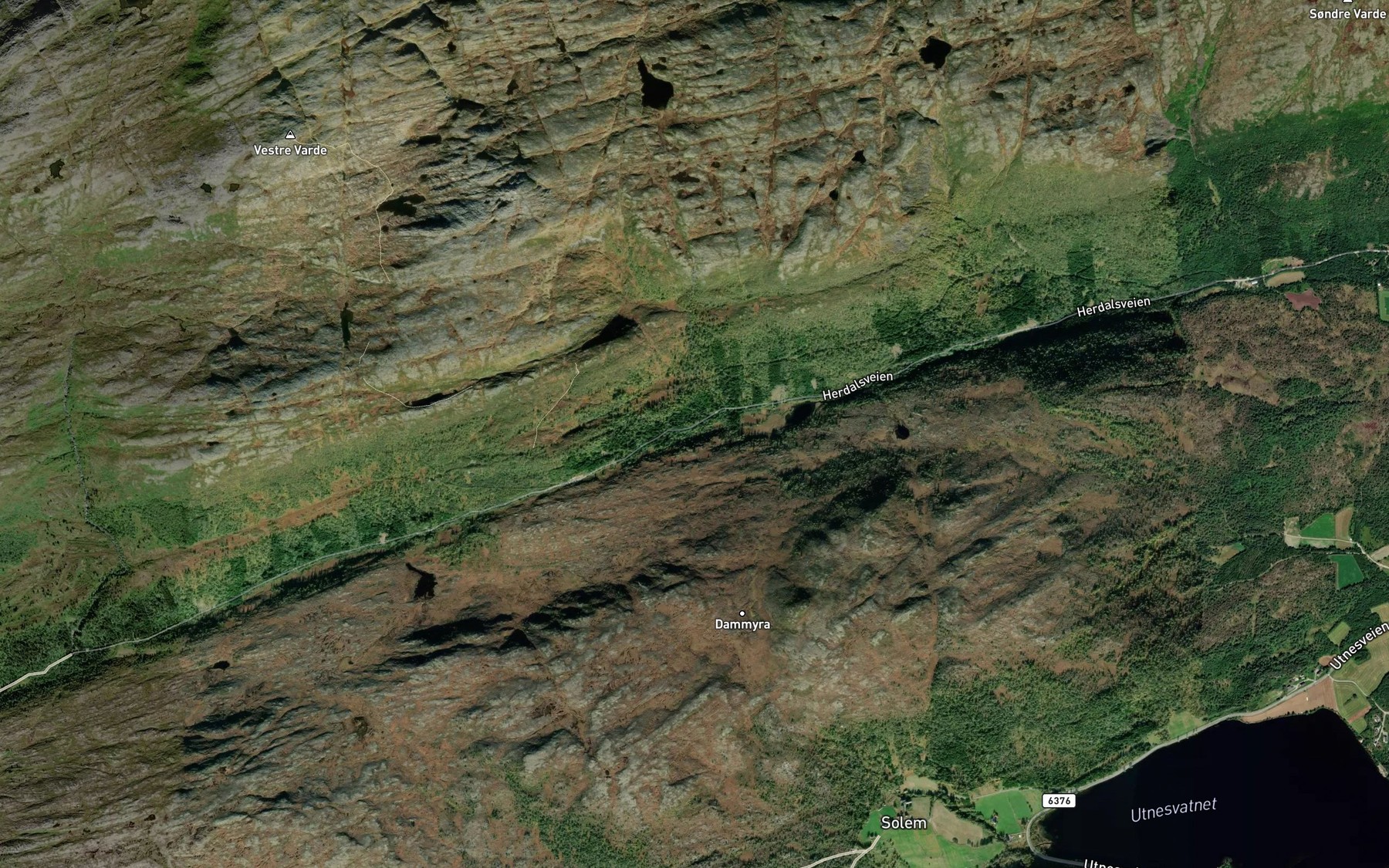 Satellite map of the Slaettlibekken